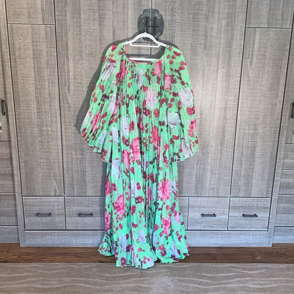 Christopher John Rogers Dresses & Skirts - Christopher John‎ Rogers Pleated Midi Dress